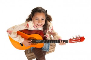 Học đàn Guitar cho trẻ em
